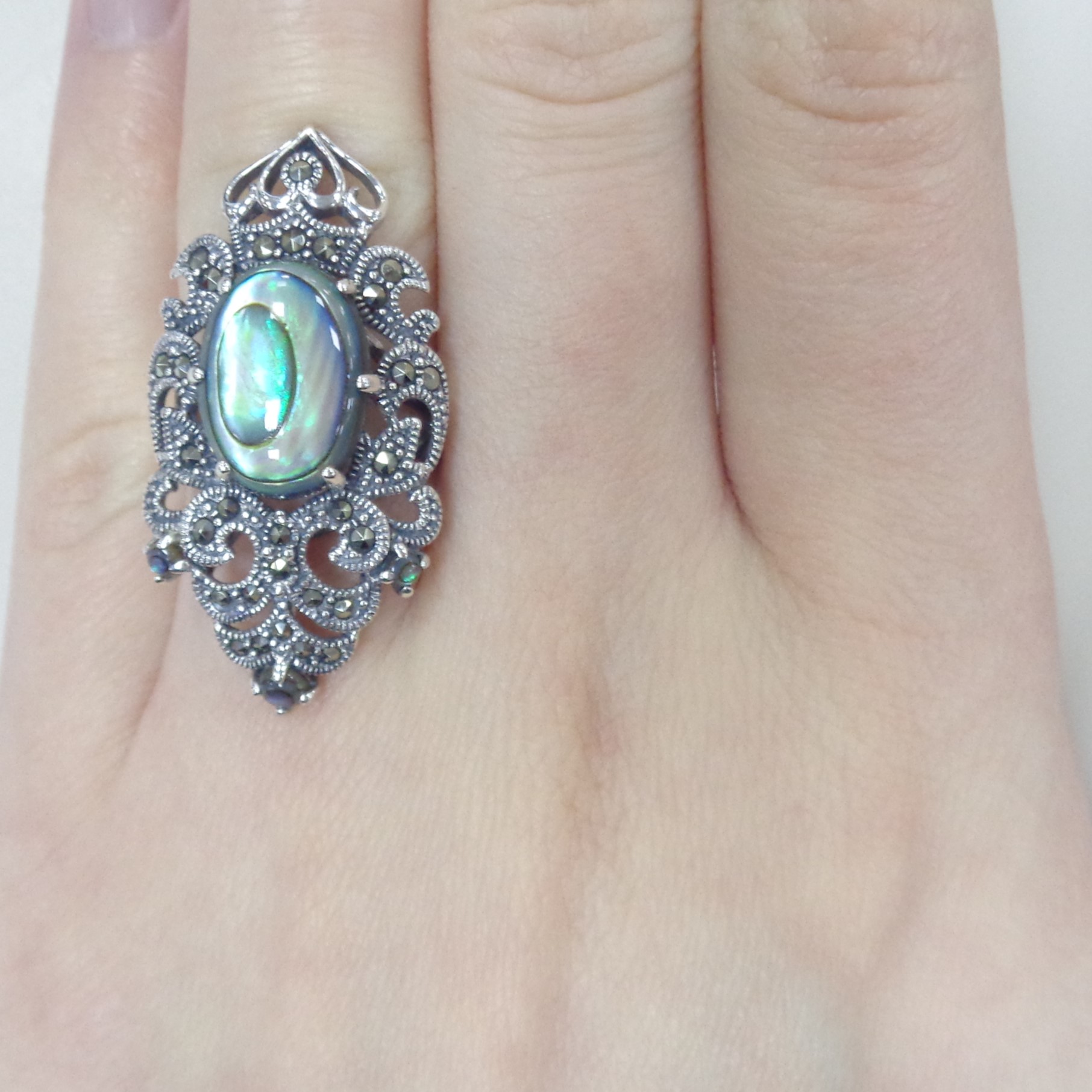 Серебряное кольцо с перламутром абалон